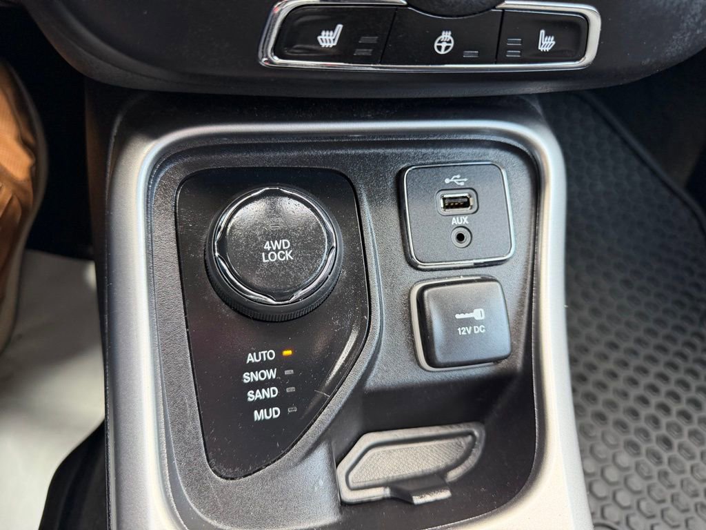 Used 2017 Jeep Compass Sport w/ Cold Weather Group image 25