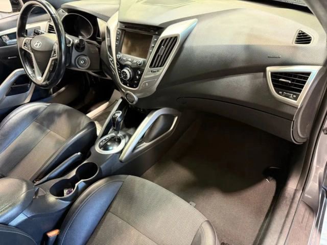 Used 2016 Hyundai Veloster w/ Option Group 02 image 22