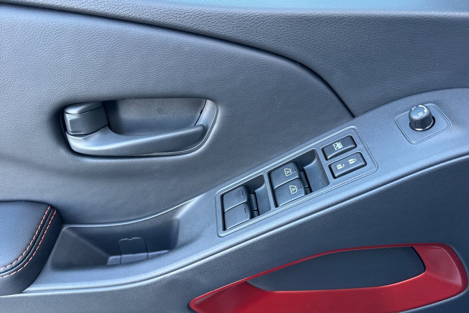 New 2026 Nissan Frontier PRO-4X w/ Tow Package image 8