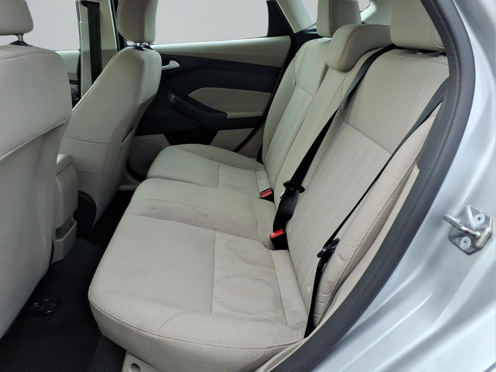 Used 2018 Ford Focus SE image 20