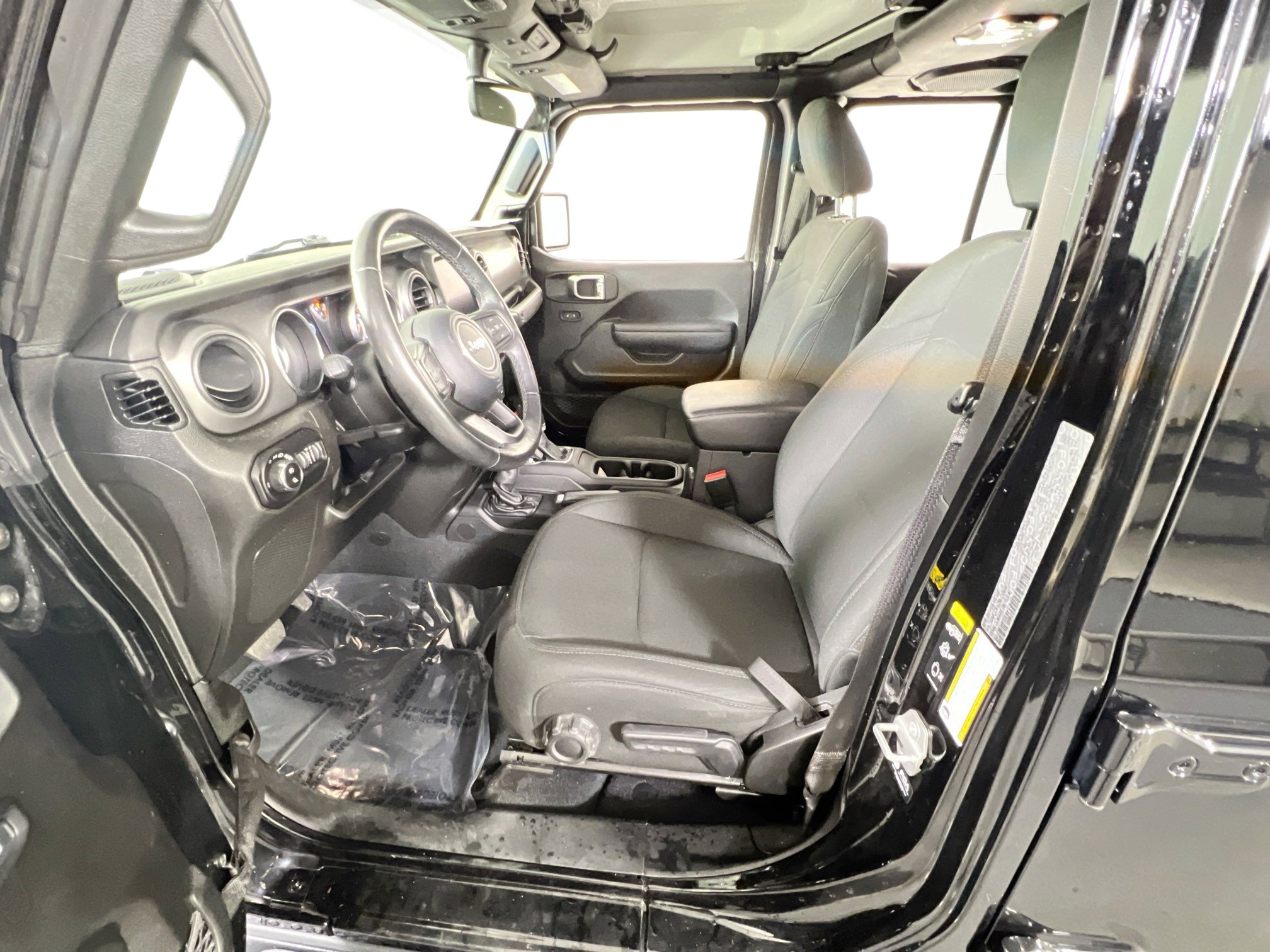 Used 2022 Jeep Gladiator Sport AWD/4WD image 21