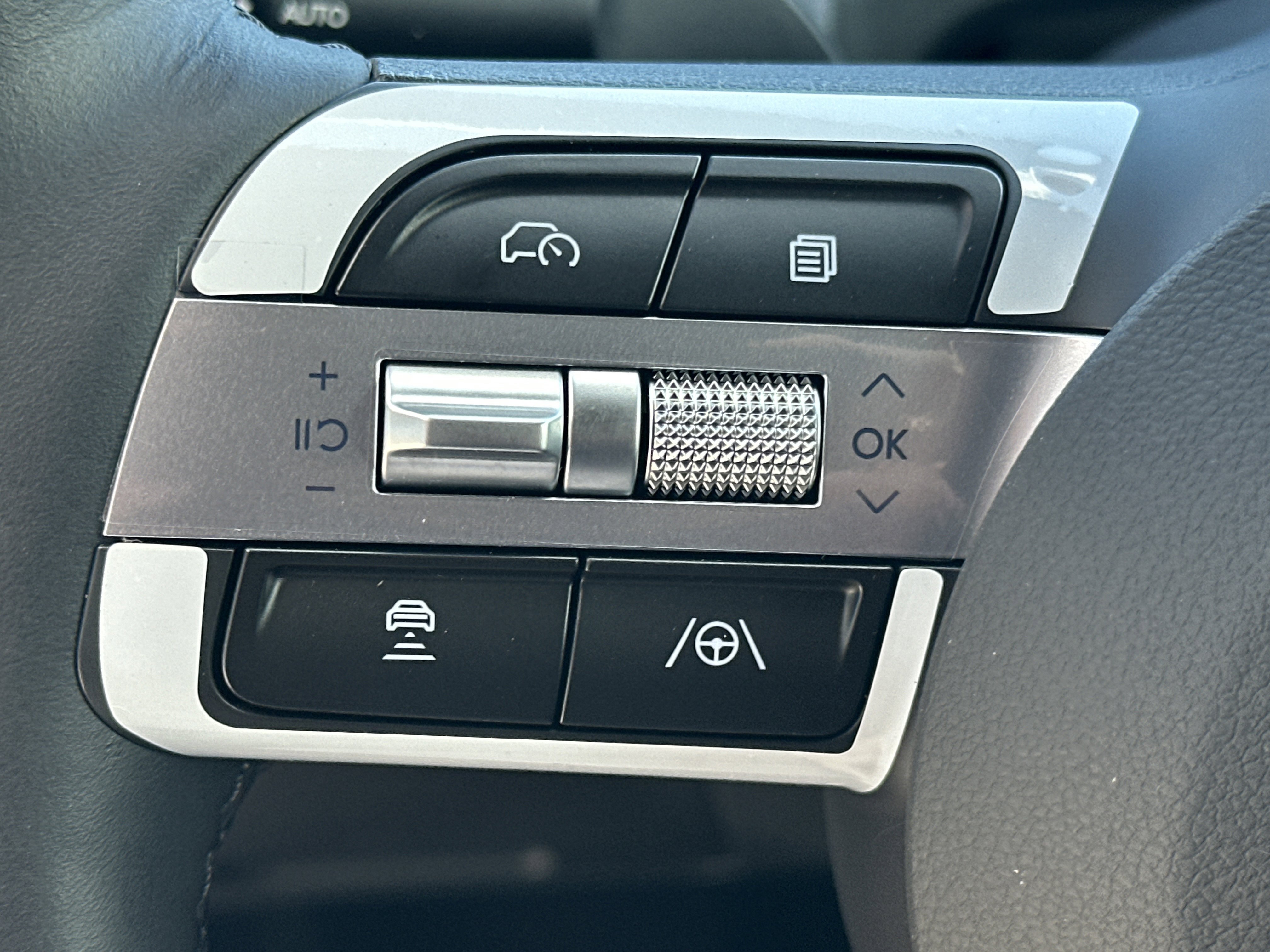 New 2026 Hyundai Tucson XRT FWD image 25