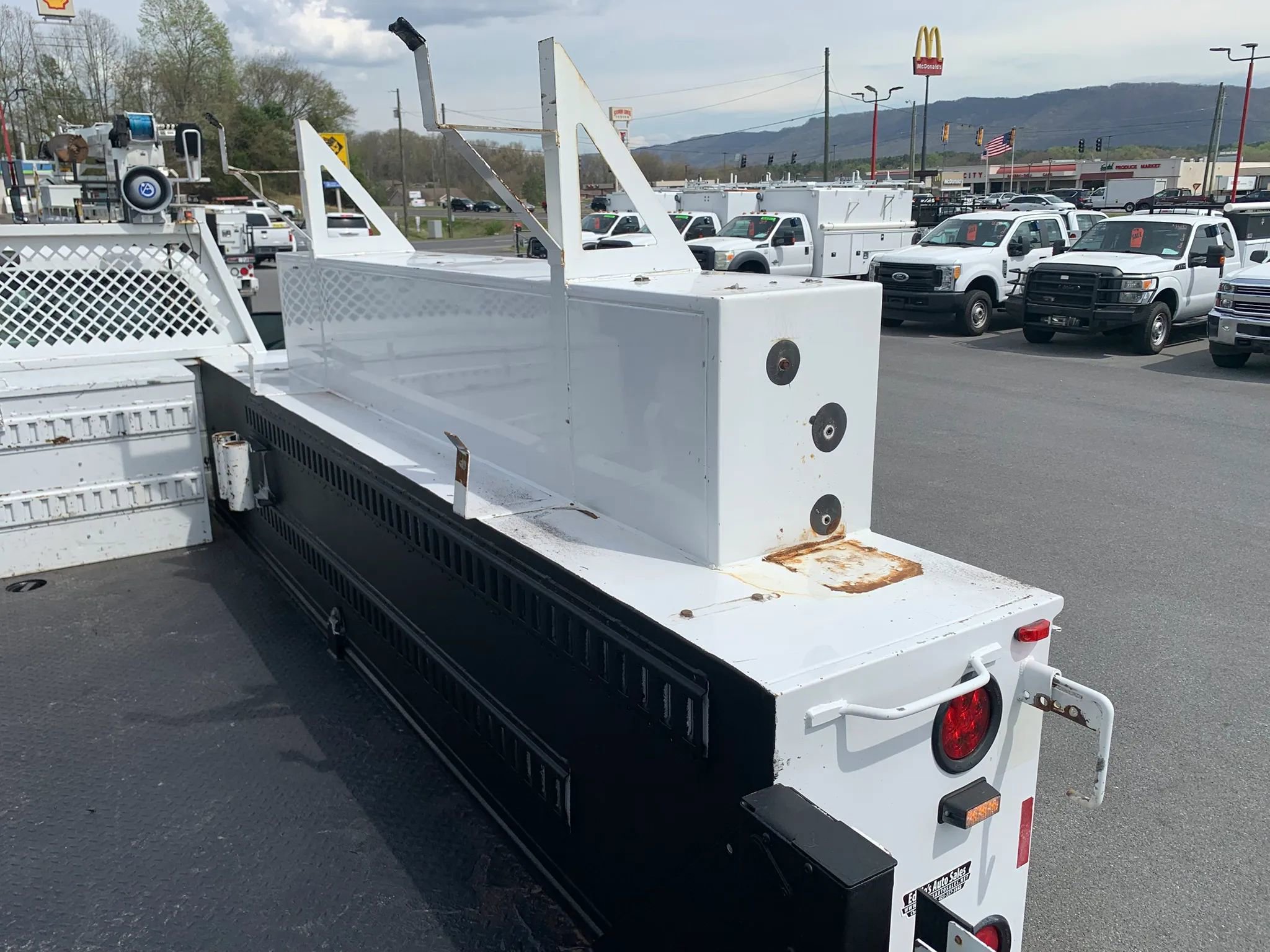 Used 2012 Ford F550 2WD Regular Cab Super Duty w/ Payload Upgrade Pkg image 34