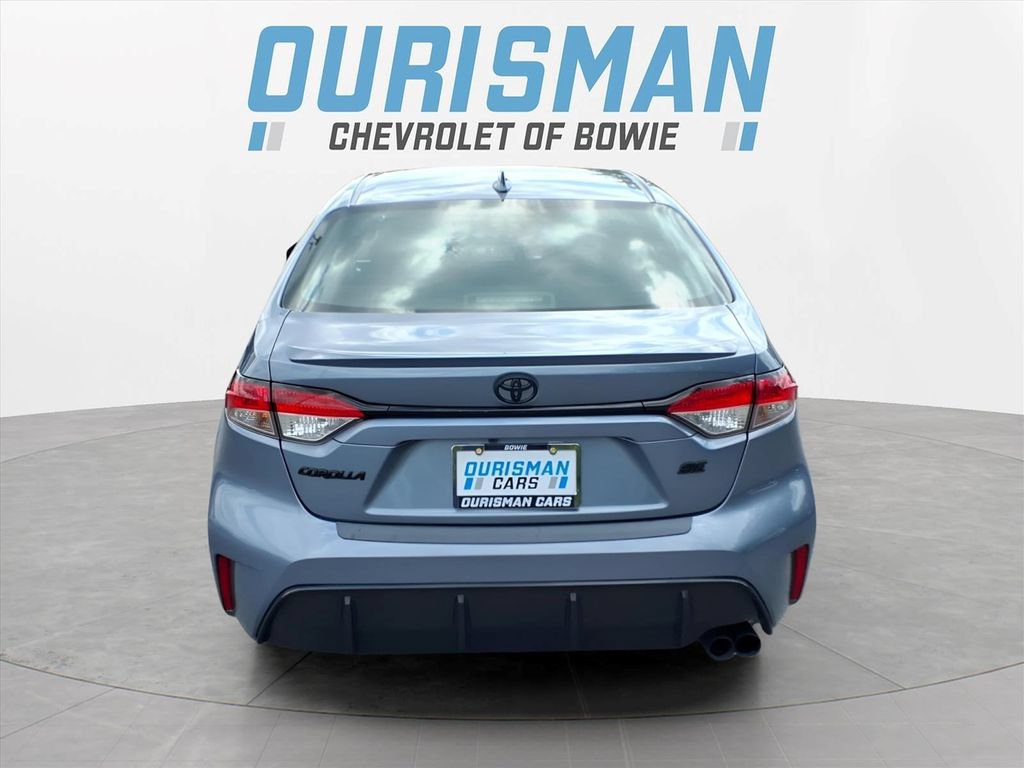 Used 2023 Toyota Corolla SE FWD image 4