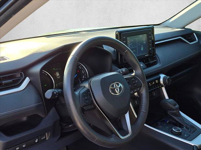 Used 2020 Toyota RAV4 XLE w/ Convenience Package AWD/4WD image 15