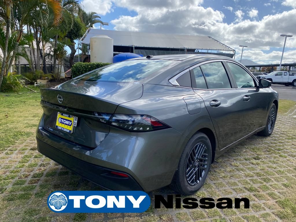 New 2026 Nissan Sentra SV w/ Floor Mat Package FWD image 7
