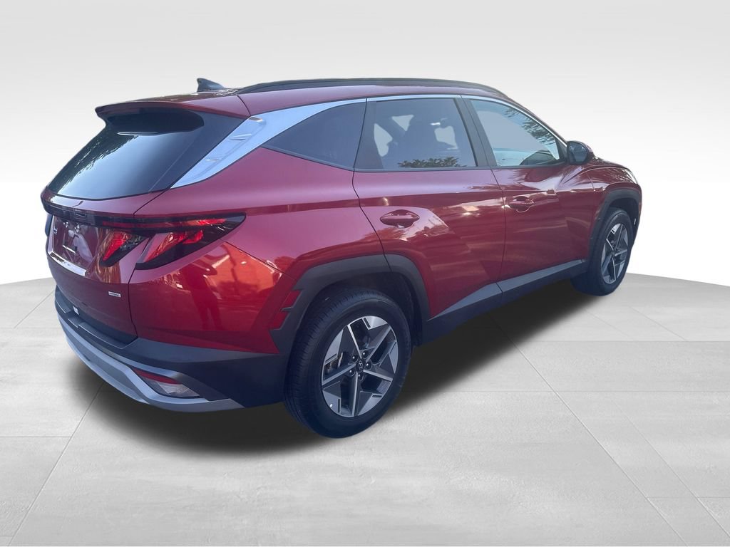 Used 2025 Hyundai Tucson SEL AWD/4WD image 24