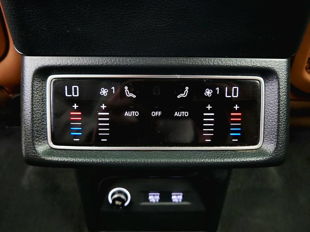 Used 2019 Audi e-tron Premium Plus AWD/4WD image 26