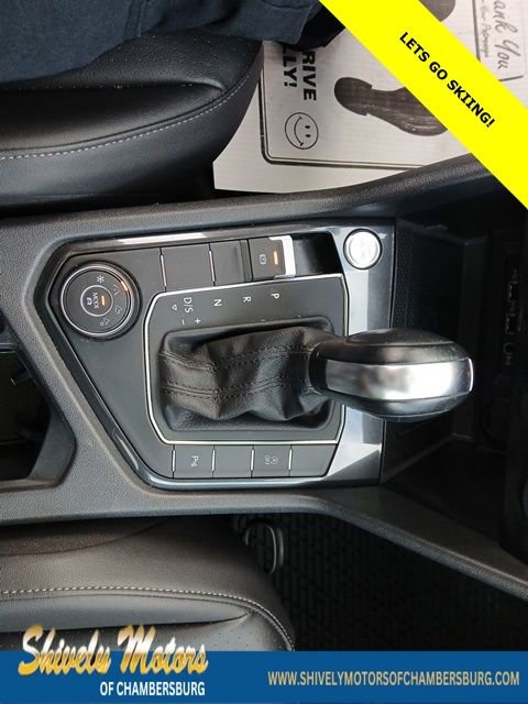 Used 2020 Volkswagen Tiguan SE R-Line w/ 3rd Row Seat Package image 27