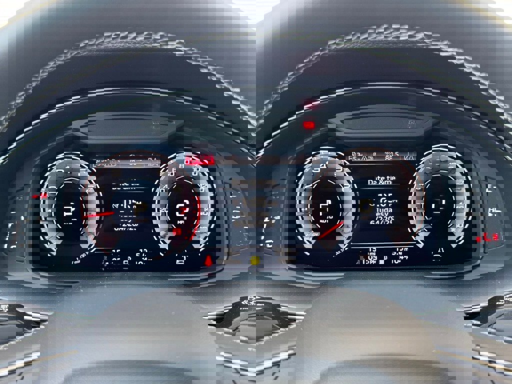 New 2025 Audi Q8 Premium image 26