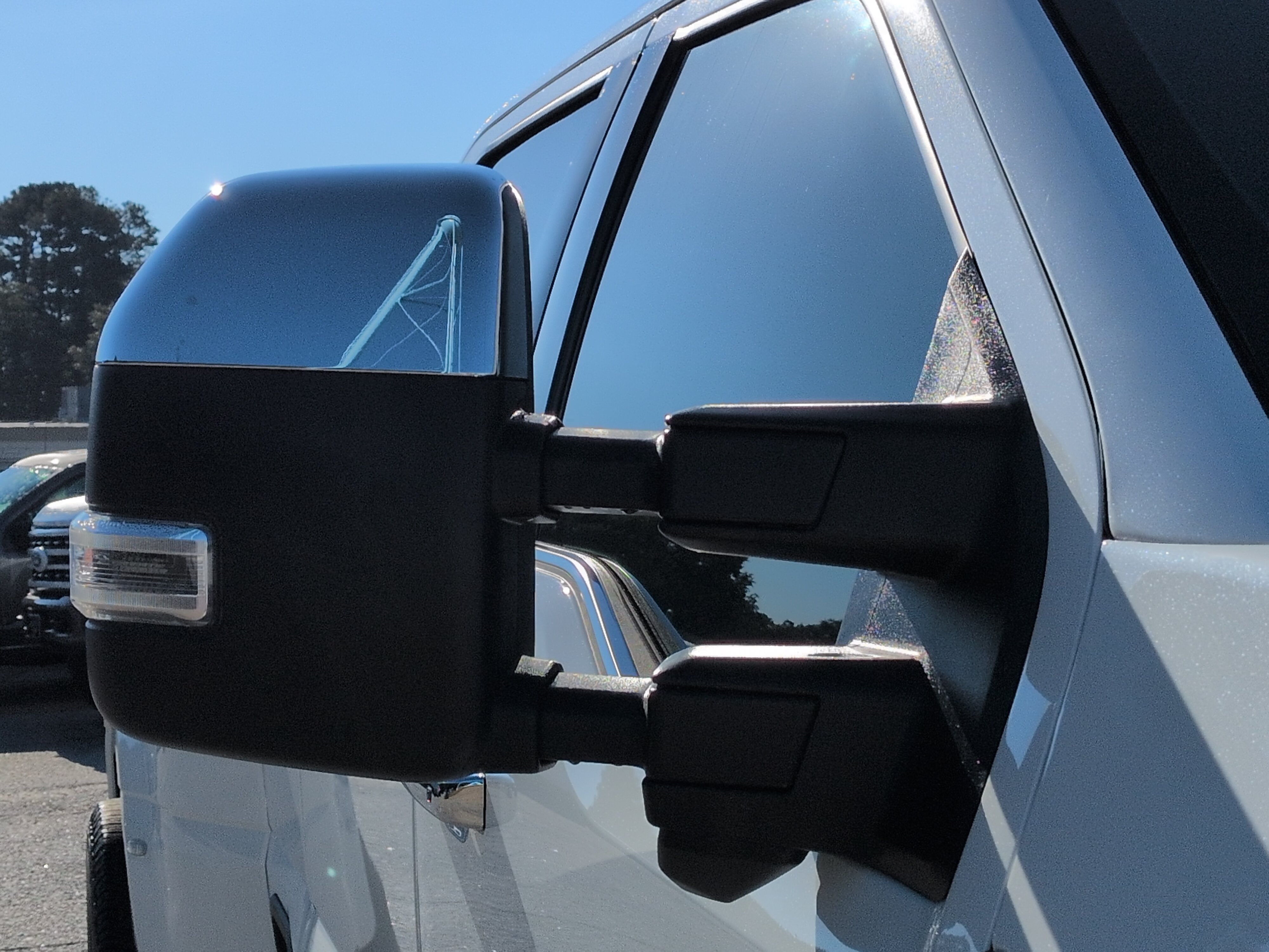 Used 2025 Ford F450 4x4 Crew Cab Super Duty image 10