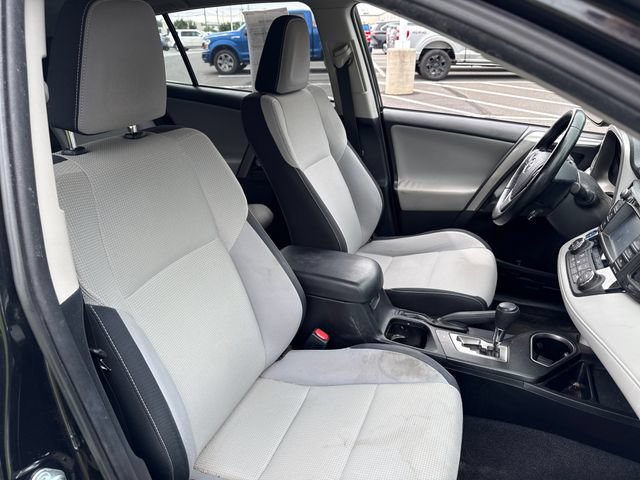Used 2016 Toyota RAV4 XLE AWD/4WD image 13