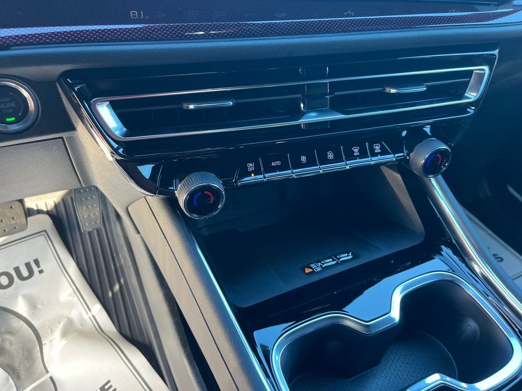 New 2026 Chevrolet Traverse RS image 15