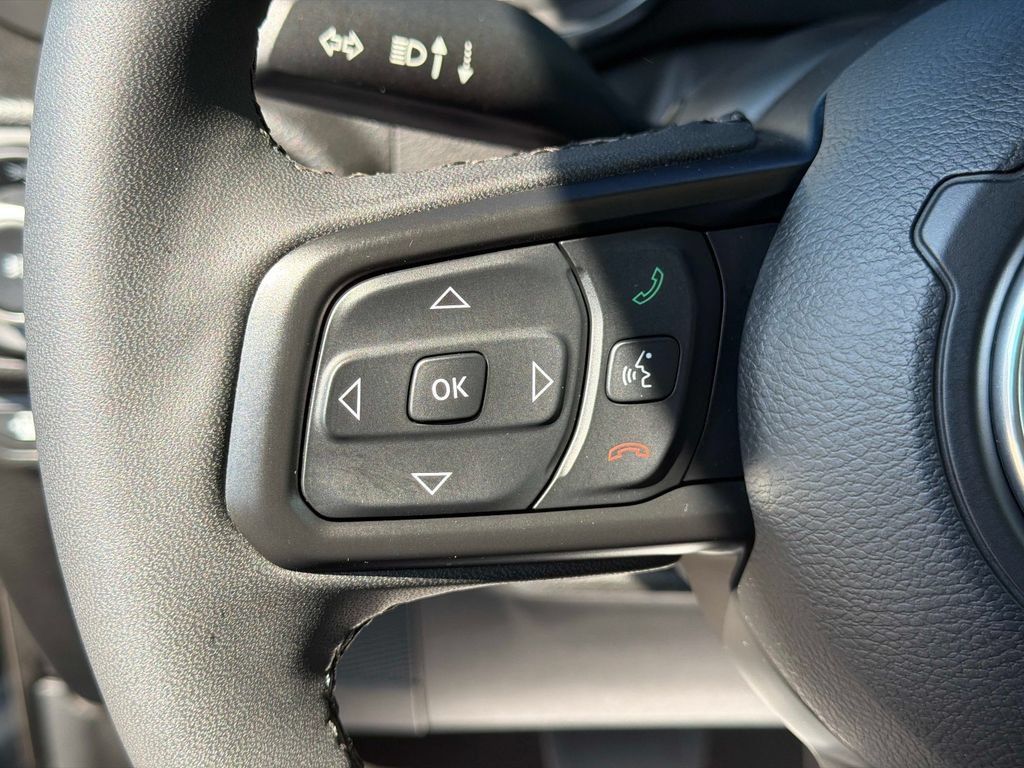 Used 2023 Jeep Wrangler Unlimited w/ Cold Weather Group AWD/4WD image 29