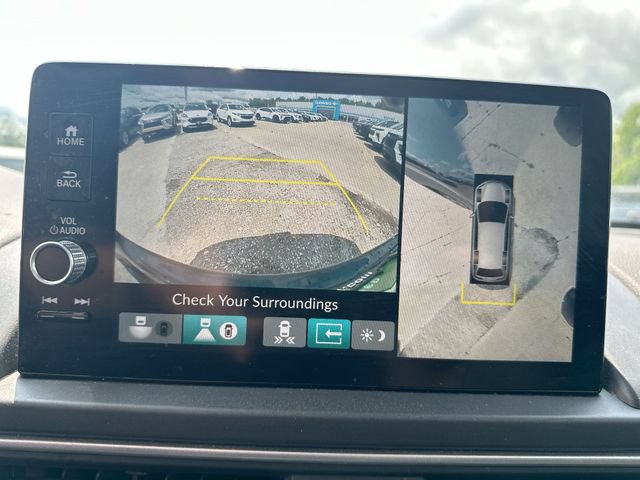 Used 2023 Honda Pilot Elite image 18