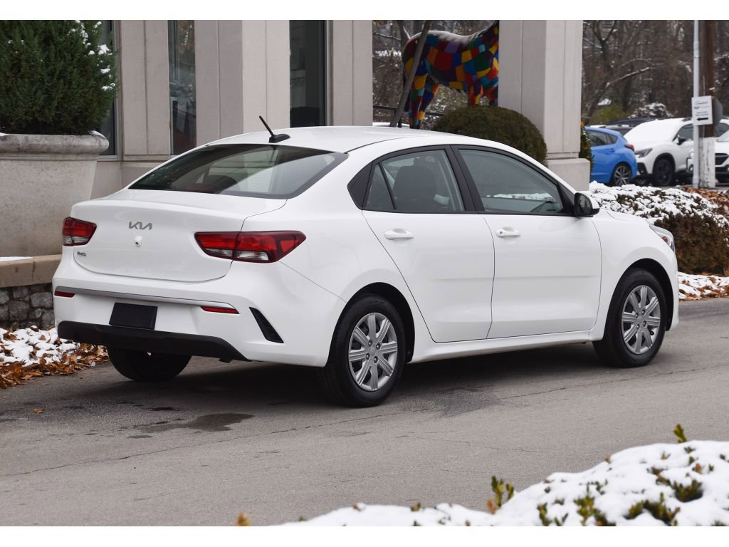 Used 2023 Kia Rio LX image 4