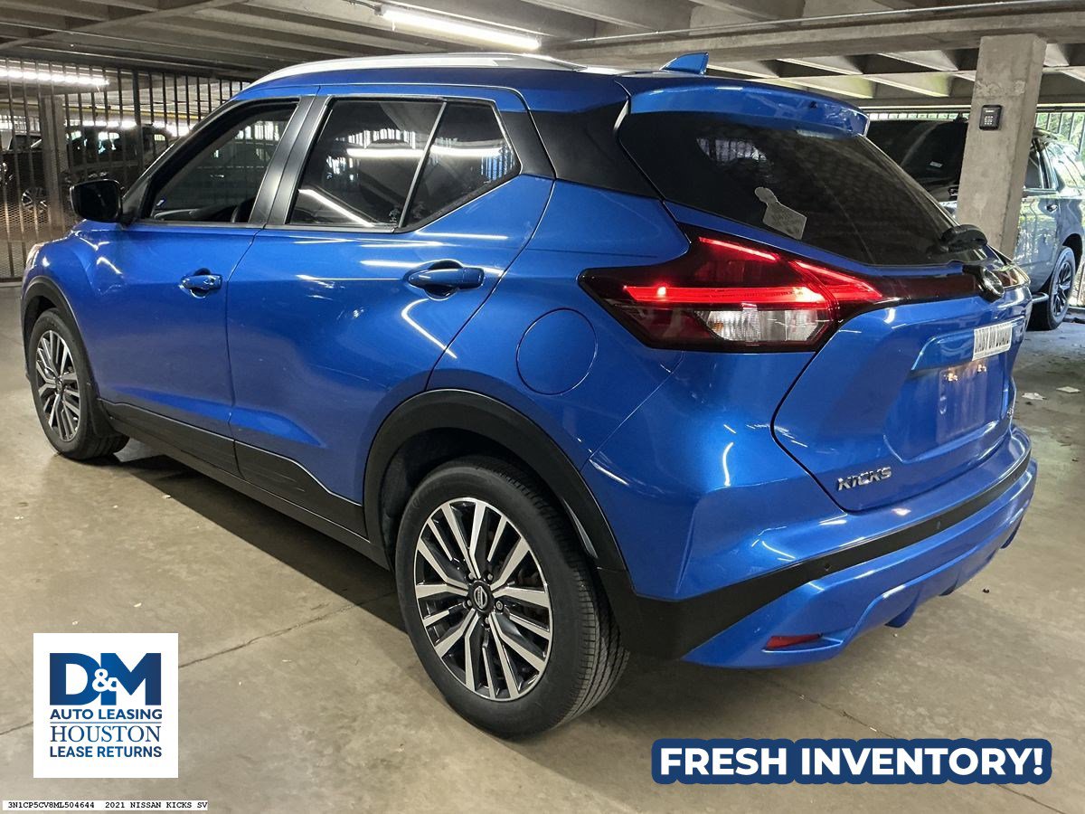 Used 2021 Nissan Kicks SV FWD image 4