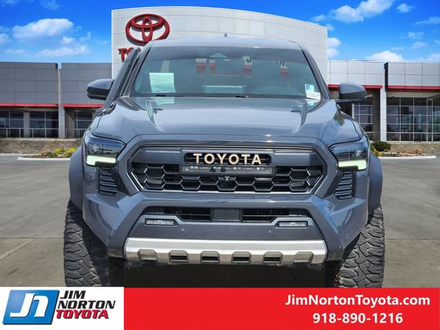 Used 2025 Toyota Tacoma 4x4 Double Cab Hybrid video 2