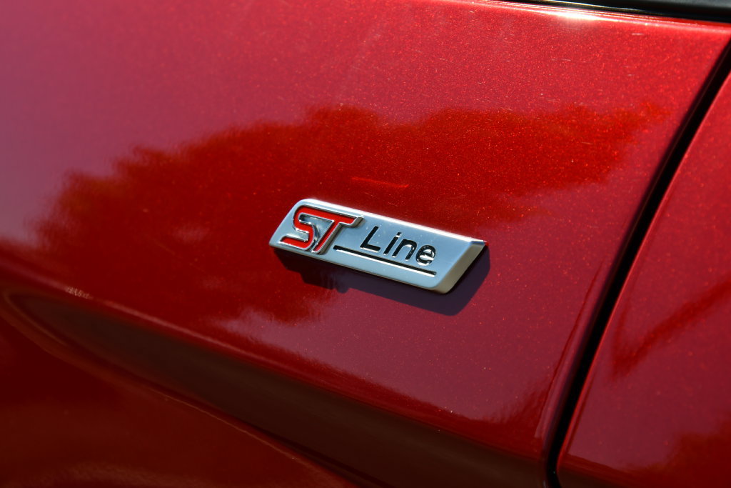 Used 2020 Ford Edge ST-Line FWD image 15