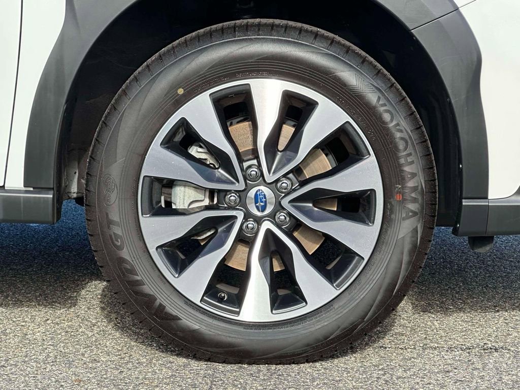 Certified 2025 Subaru Outback Limited image 6