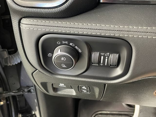 Certified 2024 RAM 1500 Limited AWD/4WD image 15