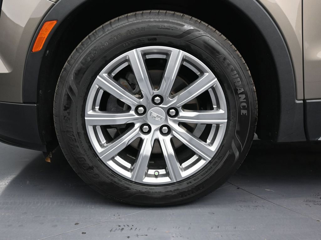 Used 2020 Cadillac XT4 Premium Luxury image 9