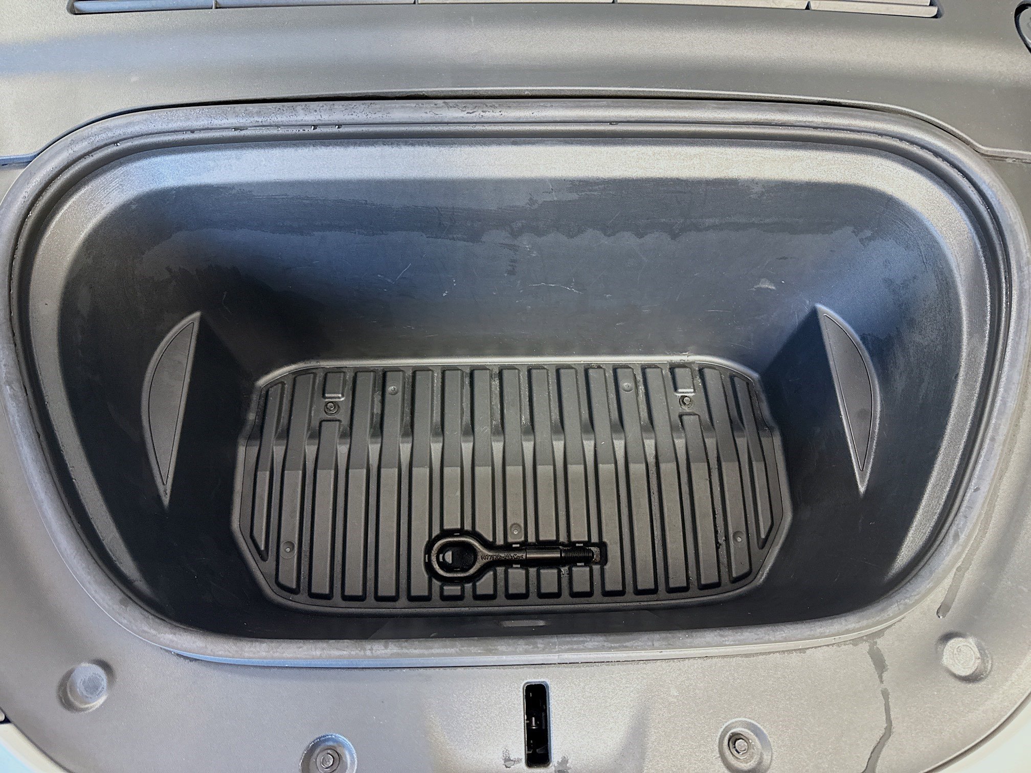 Used 2021 Tesla Model Y Long Range image 38