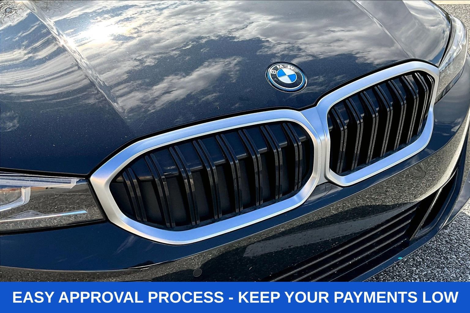 Used 2023 BMW 330e xDrive w/ Driving Assistance Package AWD/4WD image 43