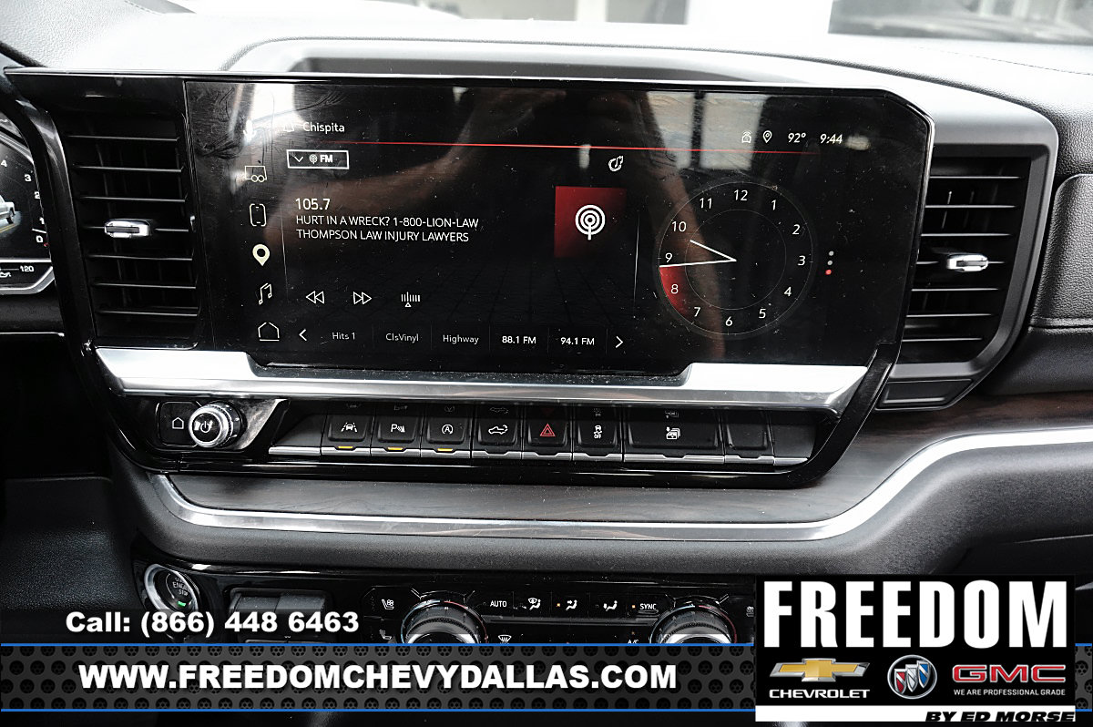 Used 2023 GMC Acadia SLE w/ Driver Convenience Package FWD image 5