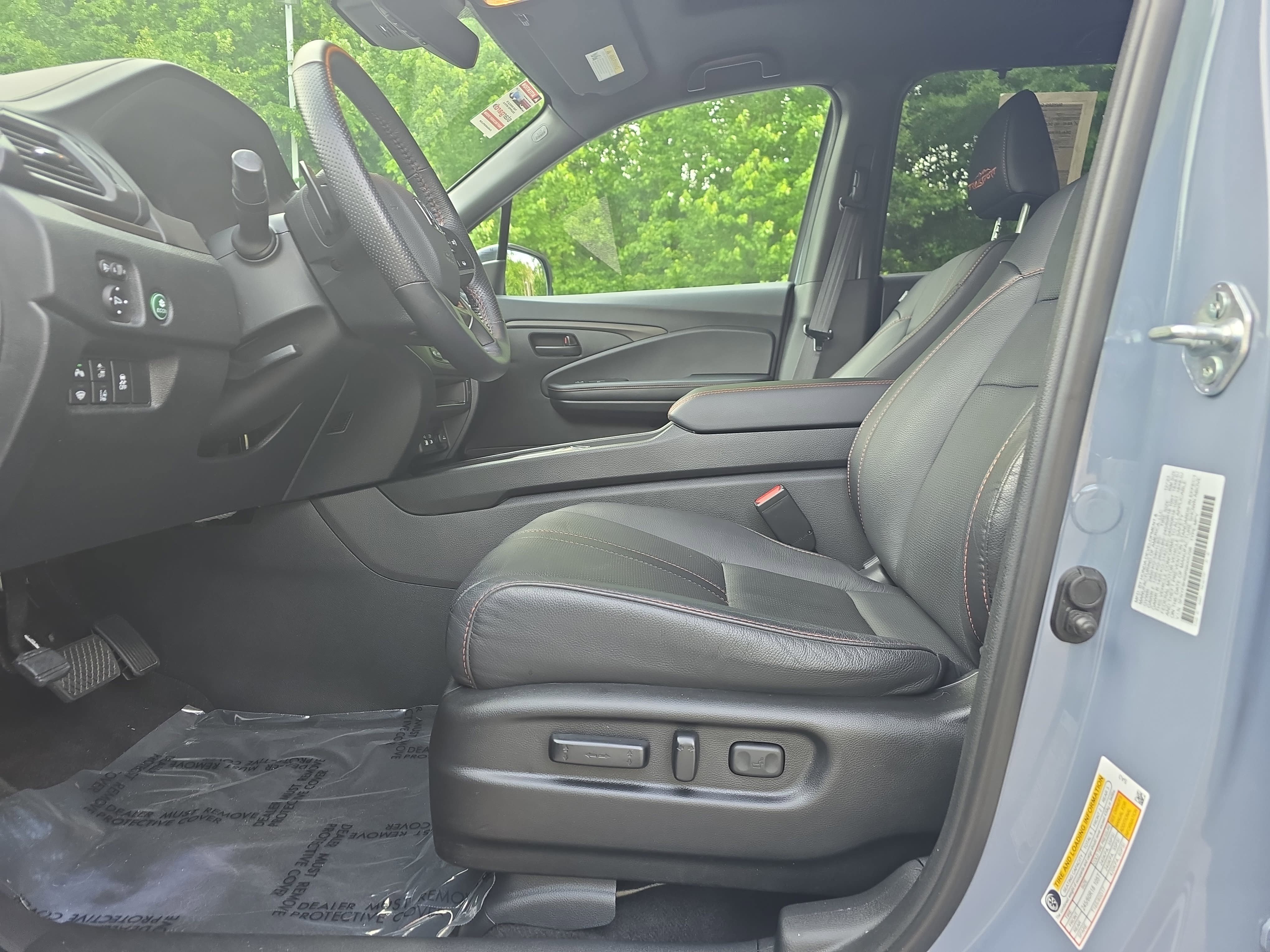 Used 2024 Honda Passport TrailSport image 14