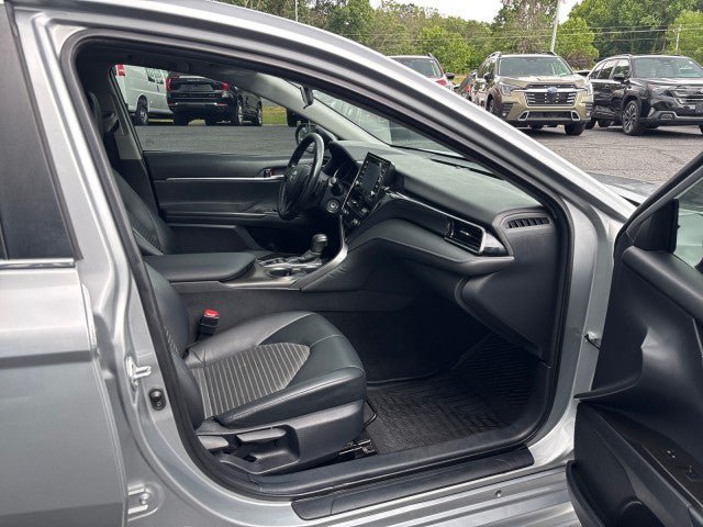 Used 2023 Toyota Camry SE AWD/4WD image 42