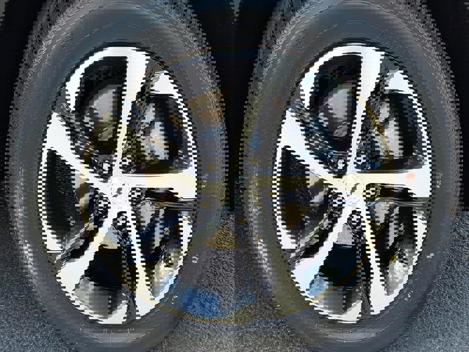 Used 2024 Chevrolet Trax RS image 10