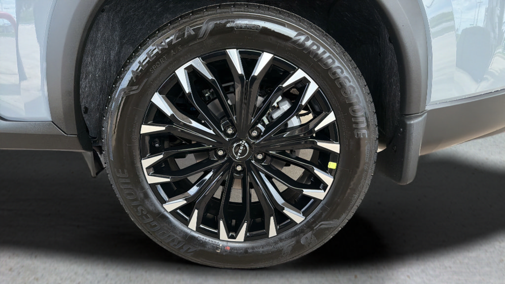 New 2026 Nissan Rogue Dark Armor FWD image 28