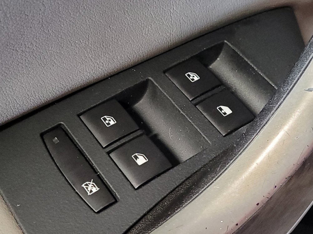 Used 2017 Buick Verano Sport Touring image 27