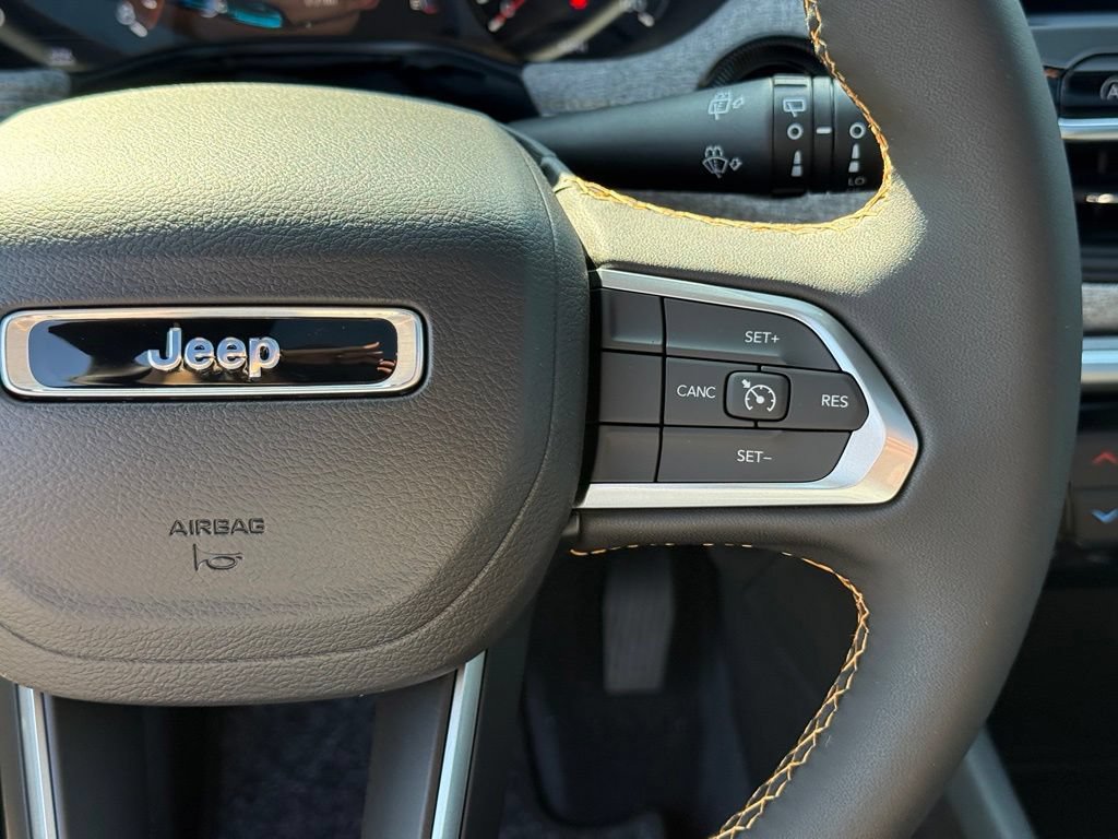 New 2026 Jeep Compass Latitude AWD/4WD image 16