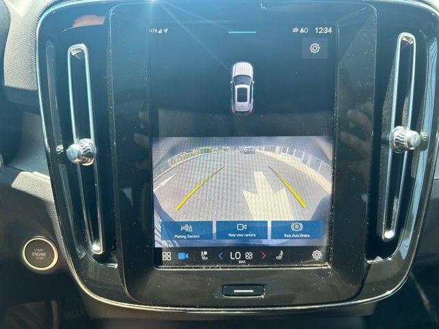 Certified 2025 Volvo XC40 B5 Core AWD/4WD image 25