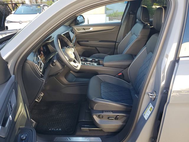 New 2026 Volkswagen Atlas Cross Sport SEL Premium R-Line AWD/4WD image 19