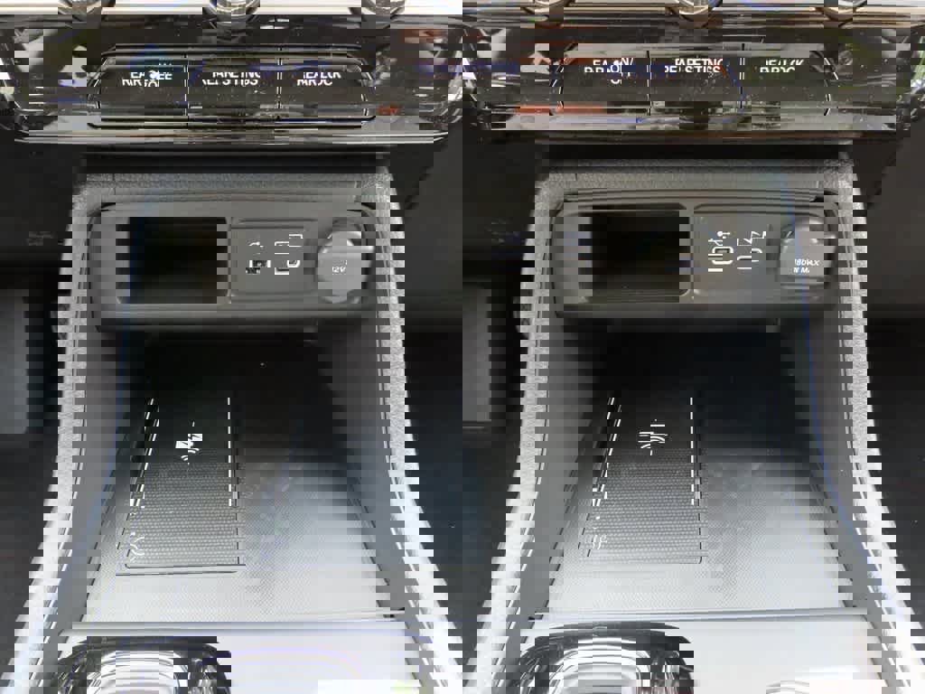 New 2025 Honda Pilot Touring image 23