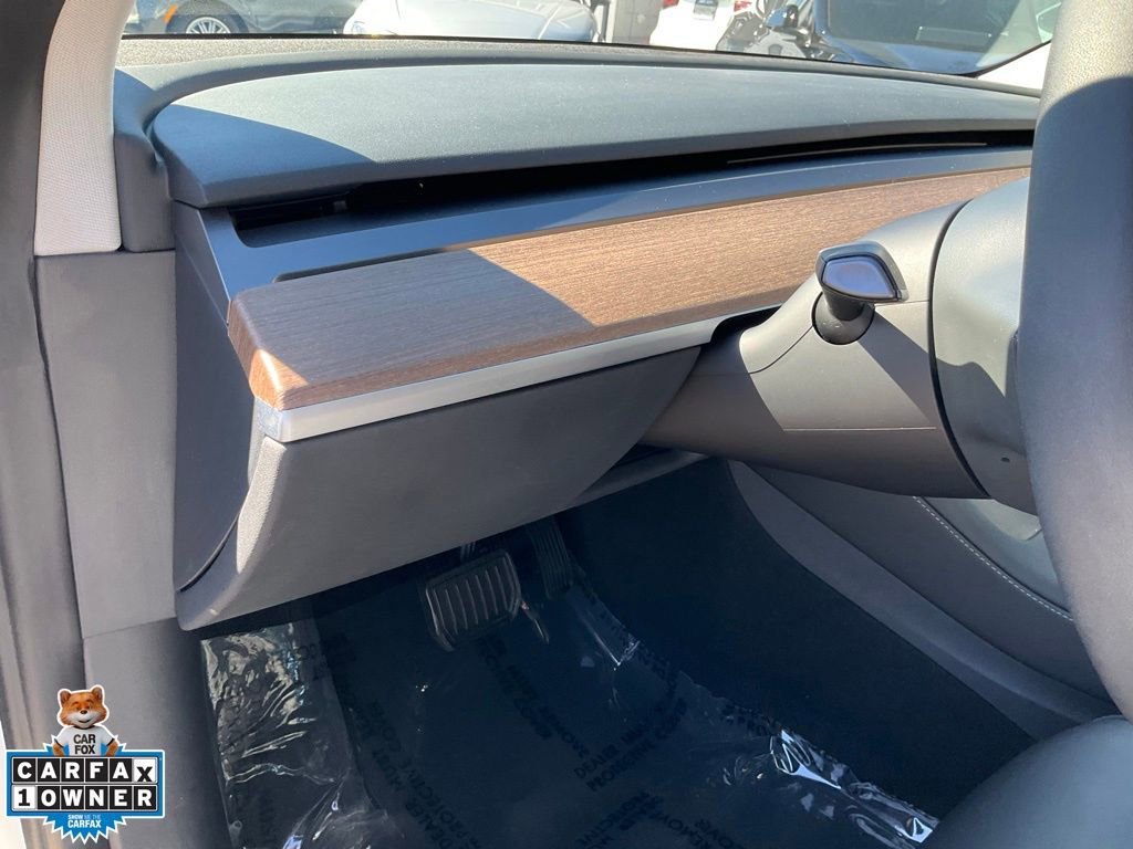 Used 2023 Tesla Model 3 Standard Range image 19