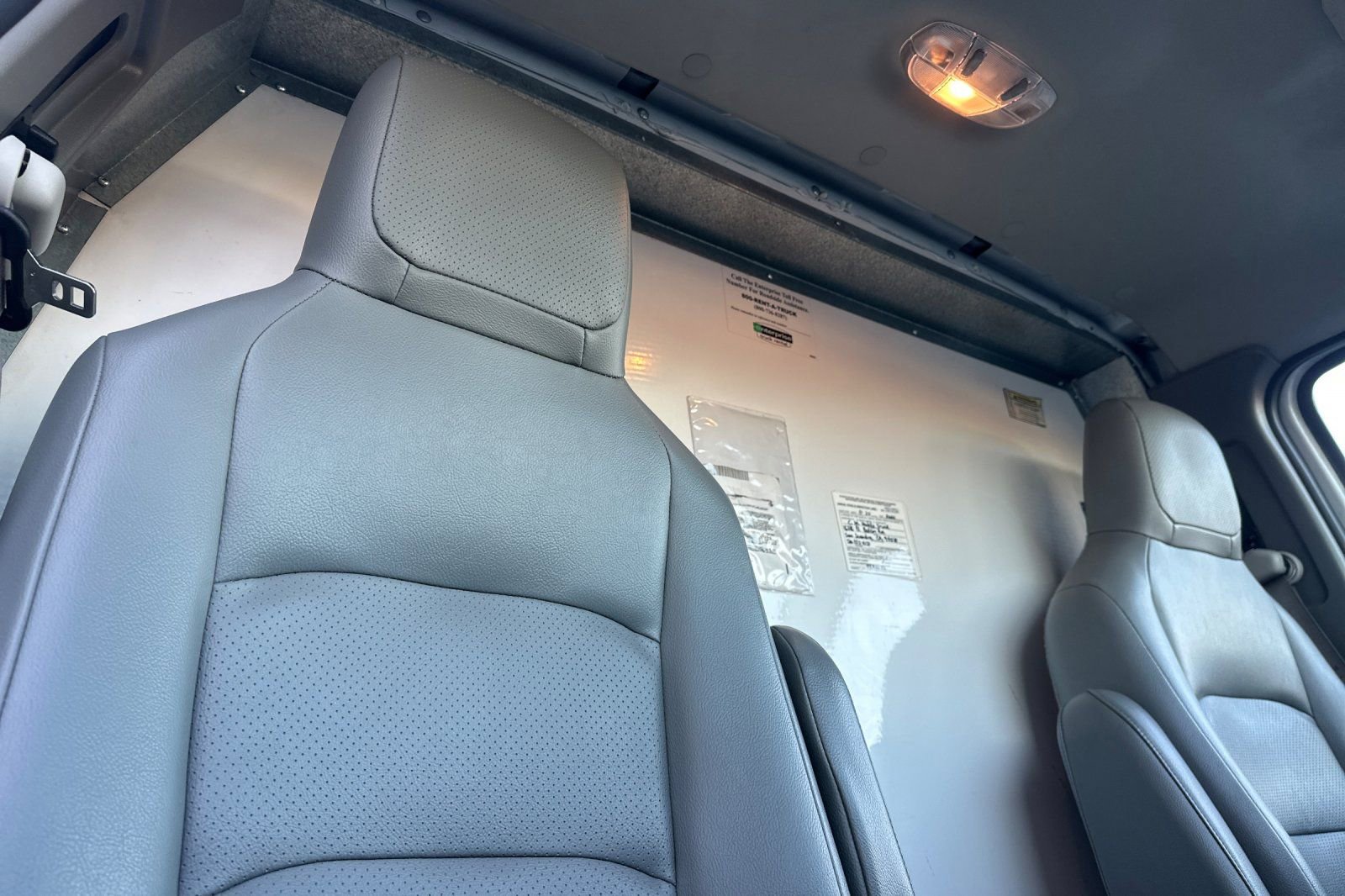 Used 2019 Ford E-350 and Econoline 350 Super Duty w/ Power Windows & Locks Group image 15