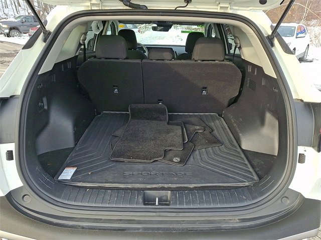 Used 2023 Kia Sportage LX image 28