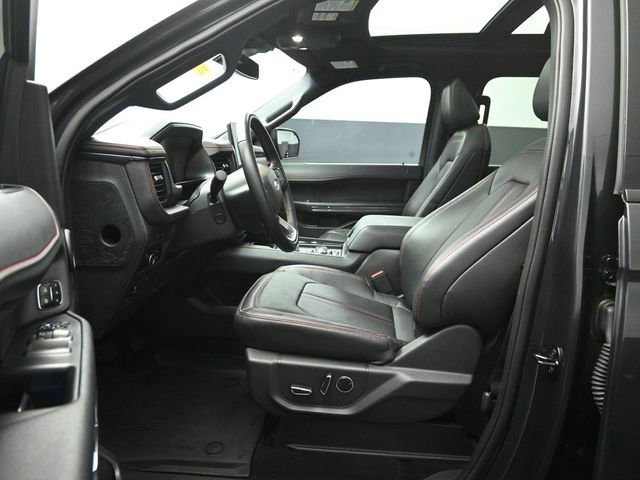 Used 2023 Ford Expedition Limited image 10