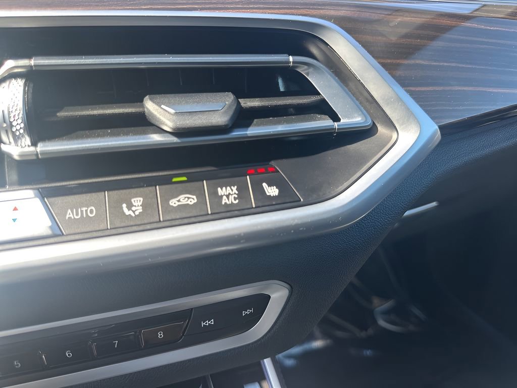 Used 2023 BMW X5 xDrive40i w/ M Sport Package image 23