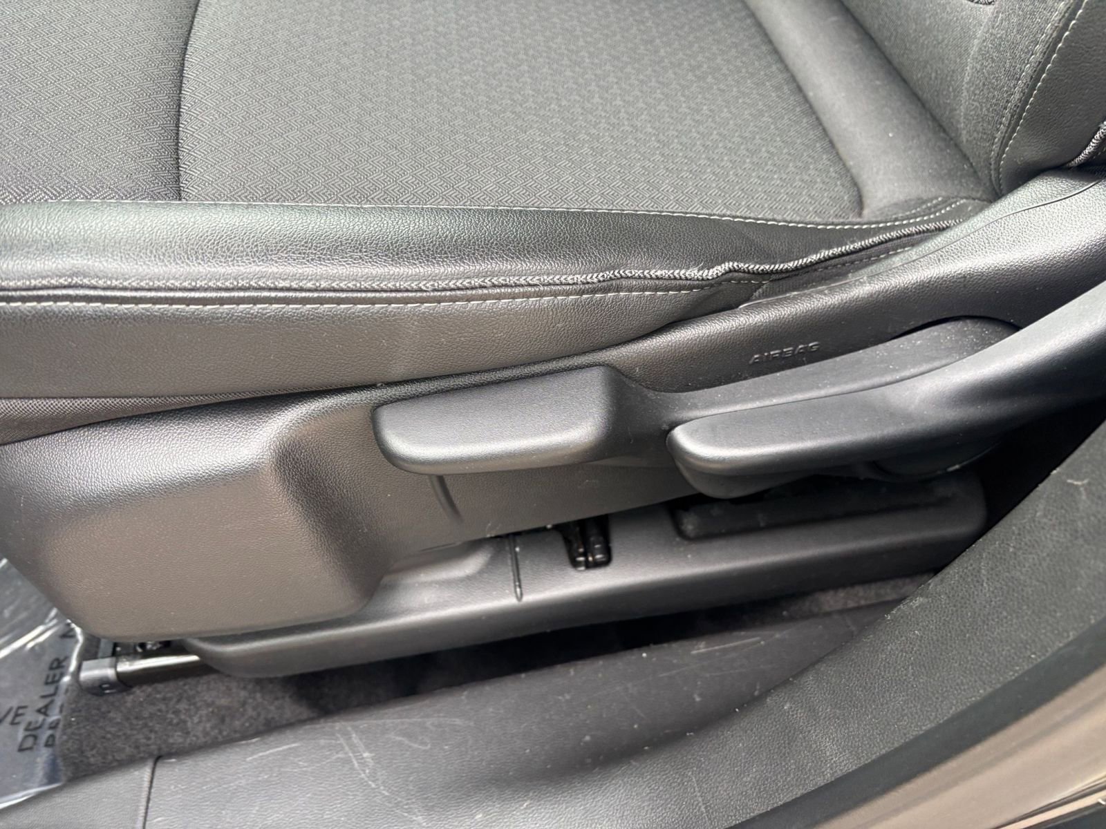 Used 2025 Buick Encore GX Preferred image 22