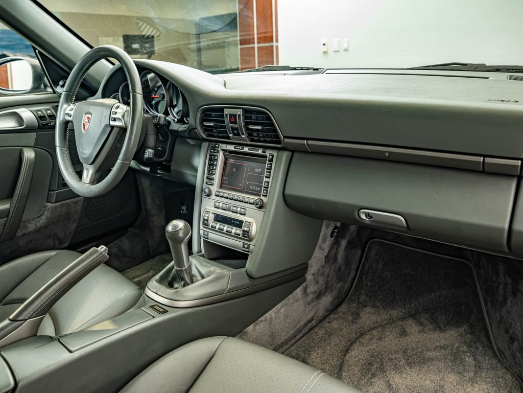 Used 2007 Porsche 911 Carrera RWD image 43
