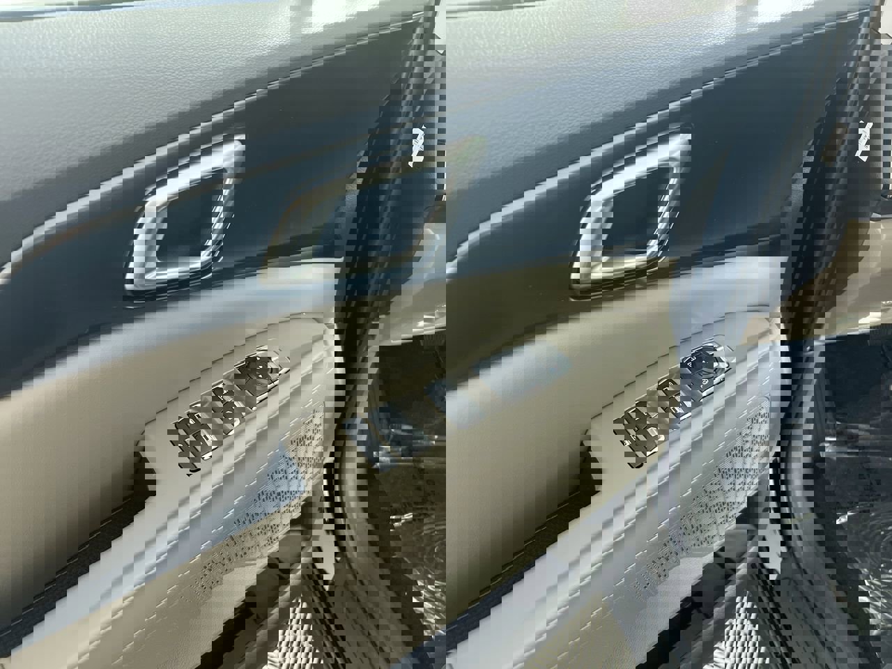 New 2026 Kia Carnival LXS image 16