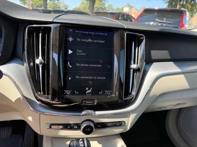 Used 2019 Volvo XC60 T5 Momentum w/ Premium Package FWD image 7
