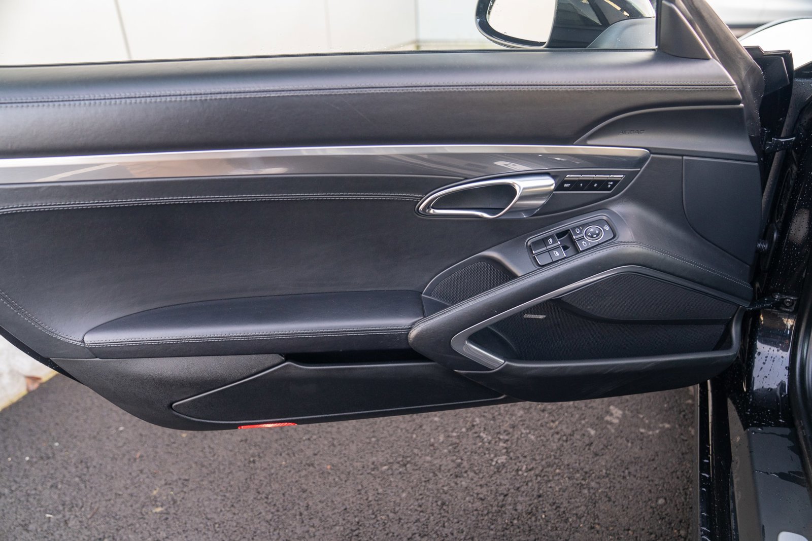 Used 2013 Porsche 911 Carrera S image 10