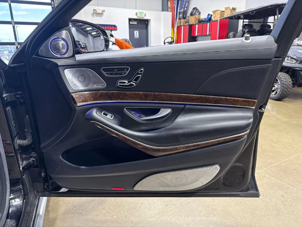Used 2014 Mercedes-Benz S 63 AMG 4MATIC Sedan image 29
