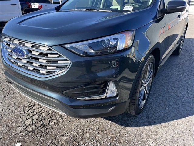 Used 2022 Ford Edge Titanium w/ Class II Trailer Tow Package image 9